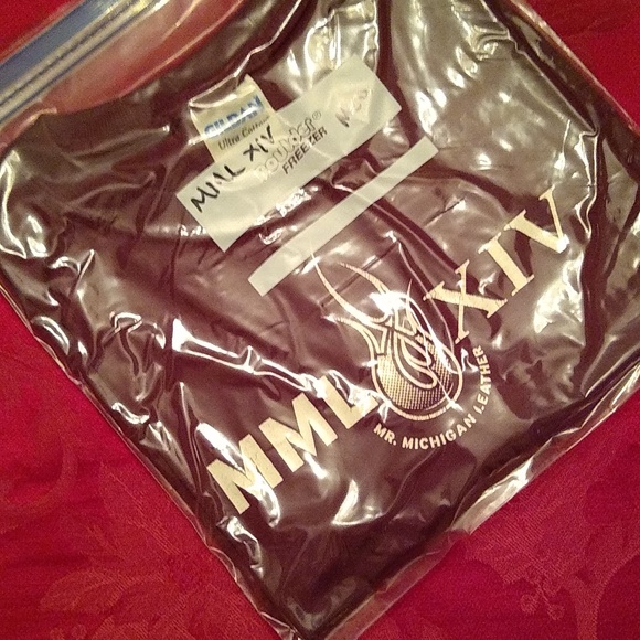 MR. MICHIGAN LEATHER T-SHIRT - Picture 7 of 7